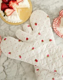 CYNTHIA ROWLEY CR X Kit Quilted Oven Mitt